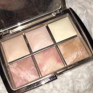 LIMITED EDITION Hourglass Ambient palette